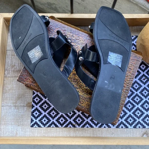 Marc Fisher Burlina Slides size 6.5 - Picture 4 of 4